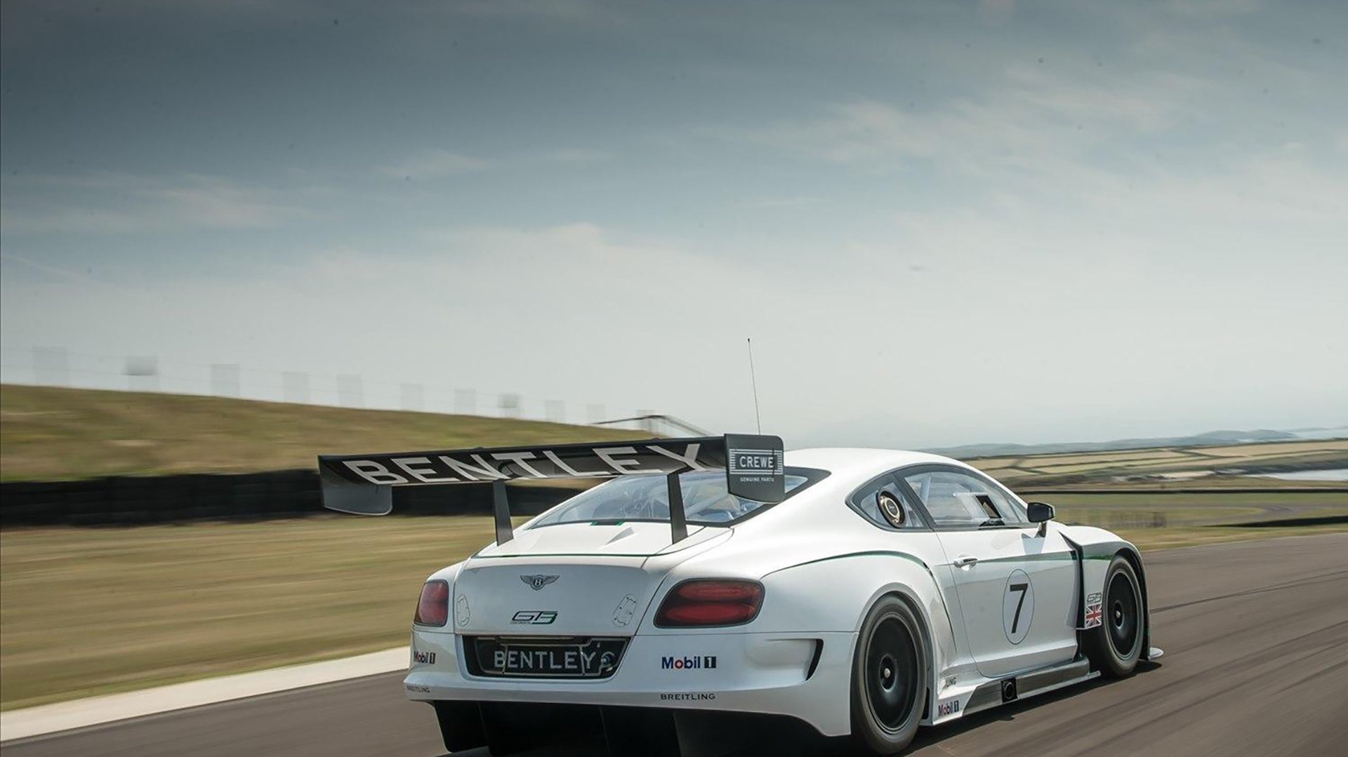 高校体育课程国际比较研究,高校体育教学策略与实践性研究