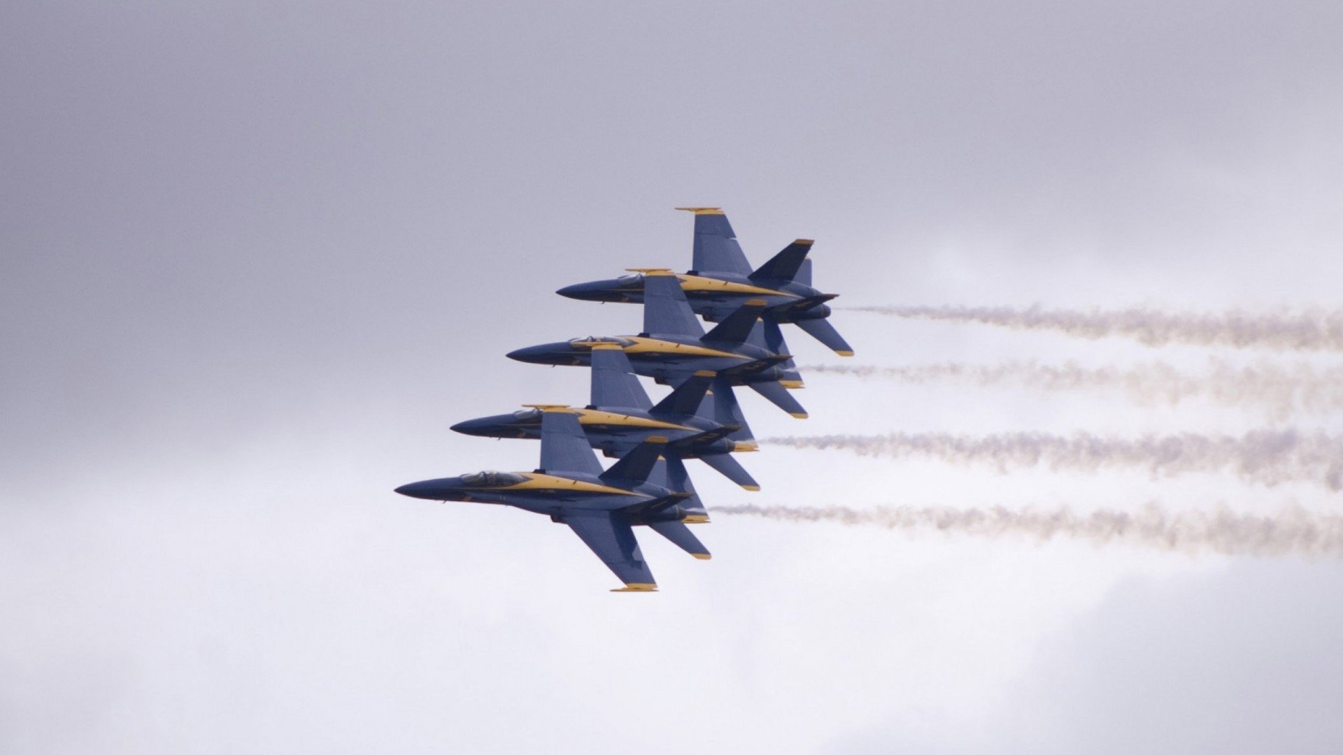 国际热身赛国足战胜 球员技术提升明显，国足热身赛取胜